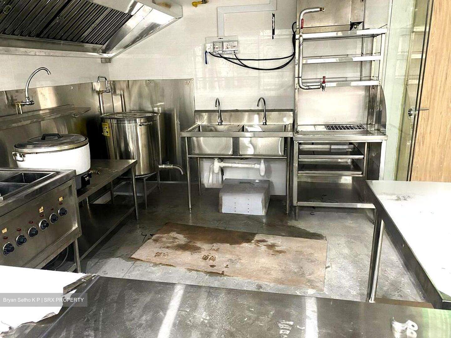 Ang Mo Kio Avenue 10 (D20), Retail #451118851